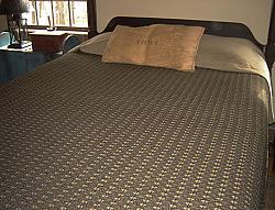 BED110 Packsville Rose Black & Tan Queen Bed Cover
