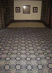 BED113 Gettysburg Navy & Cream Queen Bed Cover