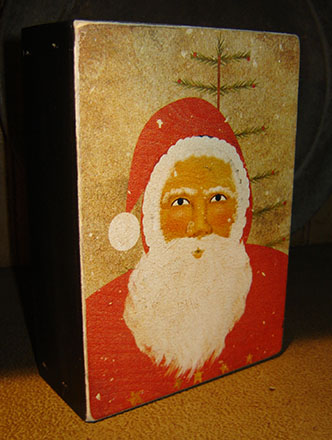 CT373 Smiling Santa With Tree Wooden Block