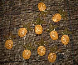 CTORN47 Set of 10 Resin Pineapple Ornies