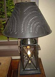 LAM148 Ladies Lamp With Willow Tree Shade
