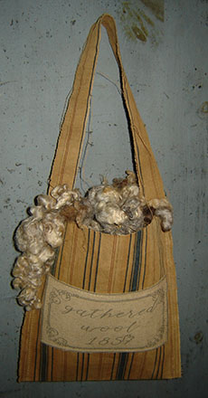 MO251 Gathered Wool Bag