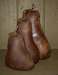 MO289 Trio of Cinnamon Pears