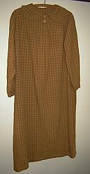 MO348 Early House Dress & Bonnet