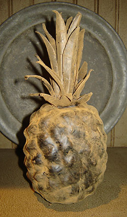WAX116 Pineapple With Blackened Wax